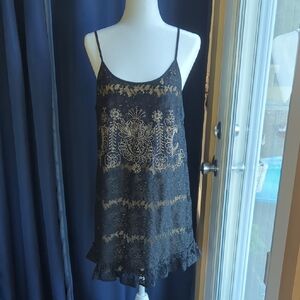 Entro Black and Nude Cream Lace Maxi Dress With Lace Up Back